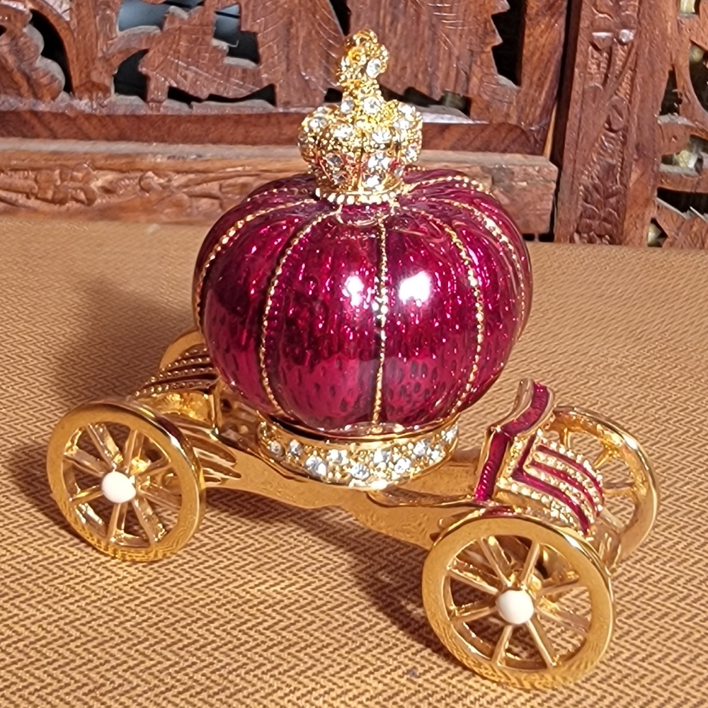 Red Enamel Carrige 2 Piece Detachable Trinket or Ring Box with Rhinestones
